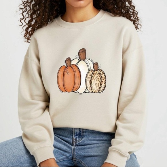 Brand New Handmade Women's Beige Pumpkin Graphic Sweater - Picture 1 of 3